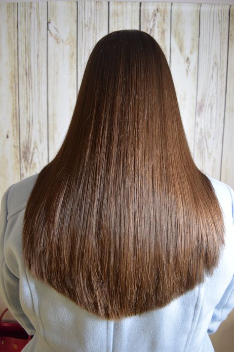 Presicion Haircut - Long Round Layers  http://www.estavar.com/transformations/2017/1/24/presicion-haircut-long-round-layers Long Triangle Haircut, Round One Length Haircut, Rounded Haircut, Hear Design, Triangle Haircut, Round Haircuts, Layers Haircuts, Round Haircut, Round Layers