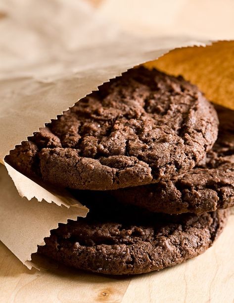 Chocolate Oatmeal Cookies by Charlotte Siems Warm, chewy, chocolate-y cookies. Just the thing for an afternoon snack with a glass of milk or cup of coffee on a chilly afternoon. Tastes like a brownie. The recipe originally came from an old favorite cookbook, but we adapted it to use less sugar. Chocolate Oatmeal Cookies 1 cup (2 sticks) butter 1 cups granulated sugar 3/4 cup packed brown sugar 2 eggs 2 tsp. vanilla 1 1/2 cups flour 1/2 cup cocoa 1 tsp. baking soda 1/2 tsp.... Chocolate Crumbs, Biscotti Al Cacao, Chocolate Oatmeal Cookies, Chocolate Oatmeal, Crinkle Cookies, Chocolate Chocolate, Cookie Crumbs, Oatmeal Cookies, Cookie Desserts