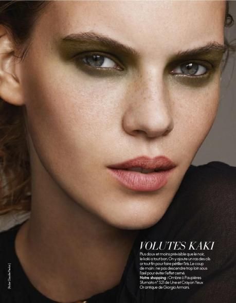 Victoria Tuaz by Simon Burstall for Elle France December 2012 Smoky Makeup, Green Smokey Eye, Up Hairdos, Eye Makeup Styles, Beauty Samples, Beautiful Mask, Dramatic Look, Editorial Makeup, Beautiful Makeup