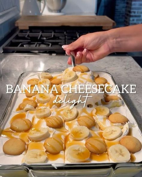 Banana Cheesecake Delight, Banana Wafer Pudding, Cheesecake Delight, Banana Pudding Pies, No Bake Cheesecake Filling, Pudding Pie Filling, Rum Extract, Banana Pudding Cheesecake, Butter Pudding