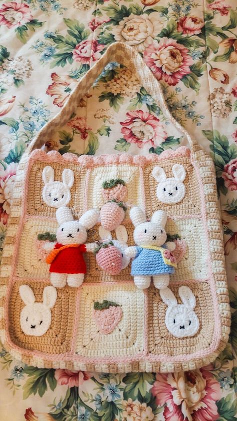 Miffy-inspired bag with matching keychains. The cutest bag I've ever made! Check out my IG @pandaisys for more 💕 #crochet Miffy Granny Square Pattern, Miffy Granny Square, Matching Crochet Keychains, Miffy Crochet, Origami Projects, Coaster Pattern, Crochet Fairy, Crocheting Ideas, Quick Crochet Patterns