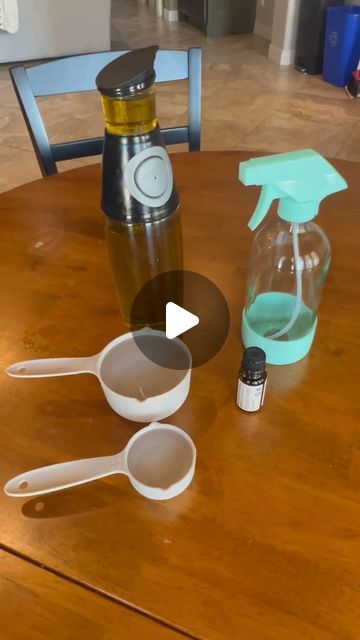 2,647 likes, 38 comments - allthethings_4_living on May 21, 2024: "DIY DUSTING SPRAY 

1 cup water 
1/4 cup white vinegar 
2 tablespoons of olive oil 
10 to 15 drops of your favorite essential oil 
Before each use, make sure to shake mixture.  You can multiply the ingredients if you want to make a larger batch. 

#clean #cleaning #att4l #diycleaning #diycleaningproducts #dusting #explore #cleaningreels #explore #explorepage". Dust Free Spray Diy, Cleaning Dust Tips, Dust Repellant Diy, Vinegar Dusting Spray, Diy Dust Repelling Spray, Dusting Hacks, Diy Counter Cleaner Spray, Alcohol Cleaning Spray, Vodka Cleaning Spray