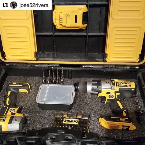 https://www.facebook.com/kaizeninserts/photos/nice-looking-dewalt-setup-in-a-ds130-i-think-jose52rivera-with-get_repost-kaizen/1684906834900299/ Kaizen Foam, Cool Tech, Diy Tools, Milwaukee, Home Diy, Tools