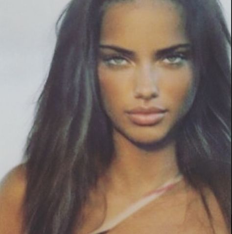 Super Model Aesthetic, 90s Bombshell, Supermodel Makeup, Vs Makeup, Victoria Secret Model, Model Aesthetic, October 8, Adriana Lima, Every Man