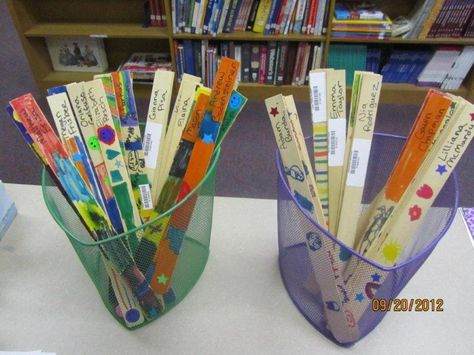 Simply Destiny: Shelf Markers for Kids School Library Shelf Markers, School Library Organization, School Library Lessons, Library Orientation, Elementary Librarian, School Library Displays, Paint Stirrers, Library Labels, Teaching Classroom Management