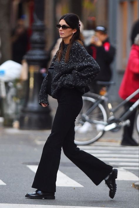 Kendall Jenner Outfits Aesthetic, Harvard Mba, Kendall Jenner Outfits Casual, Celeb Outfits, Kendall Jenner Street Style, Winter Ootd, Models Off Duty Style, Camila Morrone, Kendall Style