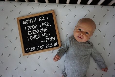 Milestone Picture Ideas Letter Board, One Month Old Letter Board Ideas, One Month Letter Board, 8 Month Letter Board, One Month Old Letter Board, 1 Month Old Baby Pictures Boy, 1 Month Old Baby Milestones Photo Ideas, 1 Month Baby Milestones, 1 Month Photoshoot Ideas