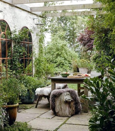 Nine Favorite Things. Cornwall House, Garden Escape, Wooden Gazebo, London Garden, Outdoor Entertaining Spaces, Have Inspiration, City Garden, Small Garden Design, Courtyard Garden