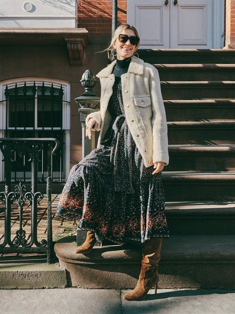 Chloe Style, Dress Street Style, Ulla Johnson Dress, Women In Business, Instagram Dress, Into Fashion, Female Founders, Wearing All Black, Bold And Beautiful