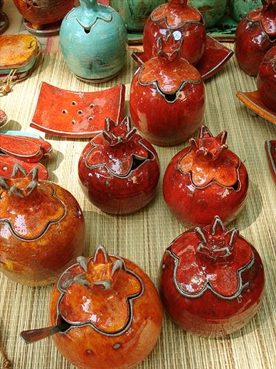 Pomegranate Art, Pottery Store, Art And Craft Videos, Ceramic Boxes, Hand Built Pottery, Crafts For Boys, Every Tuesday, Pottery Classes, Ceramics Projects