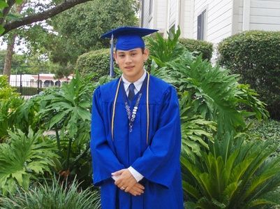 How to Plan a Boys High School Graduation Party Graduation Gown Pattern, Boys High School Graduation Party, Boys Graduation Party, Project Graduation, Boy Graduation, Graduation Party High, Graduation Open Houses, Diy Graduation, Blue Graduation