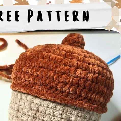 Naomi/naoetry on Instagram: "Here is my free Acorn plush/pillow crochet pattern! And it's no-sew! I hope you enjoy making these as fall decor or pillows with jumbo yarn!  I've also created a YouTube video tutorial if you need extra help (link in bio)  This is my first free pattern and crochet tutorial, so please bear with me 🙏🏾💖  Happy Fall, y'all! . . . . . #crochet #amigurumi #crochetpattern #freecrochetpattern #freeamigurumipattern #crochetersofinstagram #crochetlove #amigurumilove #amigurumiaddict" Acorn Crochet Pattern Free, Jumbo Yarn Crochet Pattern, Amigurumi Plants, Crochet Acorn, Knitted Halloween, Pillow Crochet Pattern, Pillow Crochet, Jumbo Yarn, Bear With Me