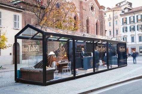 Johnnie-Walker-Blue-store-Milan-Italy