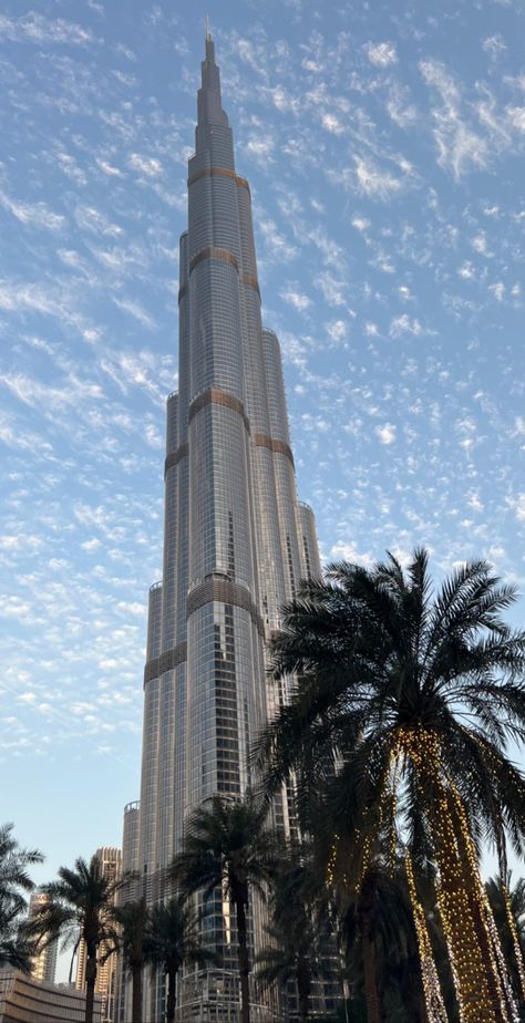 Touching The Sky, Dubai Architecture, Dubai Vacation, Dubai Skyscraper, Dubai Aesthetic, Visit Dubai, Dubai City, Dubai Life, Dubai Travel