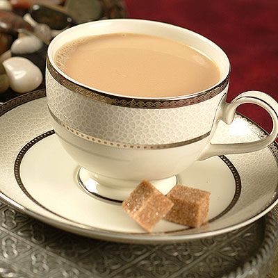 Hot Spiced Chai Tea has an amazing combination of spices that make this a taste sensation. Hot Chai Tea, Hot Chai, Chai Tea Recipe, Spiced Chai, Indian Tea, Delicious Drink Recipes, Chocolate Tea, Chai Tea, Recipe Details