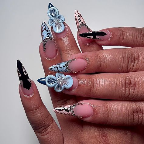 ˙⋆✮⋆˙🎱🕷️✮⋆˙ base acrylic used: @nailedbycleo_shoppe dusty rose #nails #explore #nailinspo #bostonnailtech #beginnernailtech #nailsnailsnails #valentinobeautypure #nailedbycleo Dusty Rose Nails, Rose Nails, Nail Tech, Dusty Rose, Nail Inspo, Pure Products, Nails, Beauty, Quick Saves