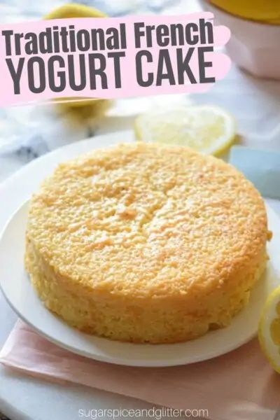 Granny Cake, French Yogurt, French Yogurt Cake, Yogurt Cake Recipe, Patisserie Paris, Yogurt Jars, Car Cakes, French Dessert Recipes, French Cake