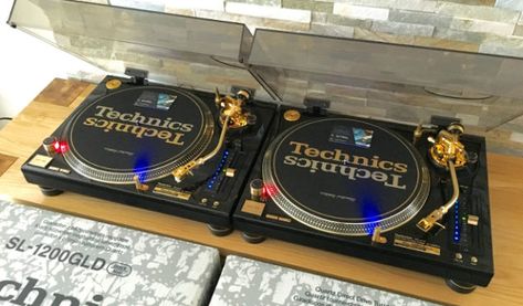 A rare set of gold Technics SL-1200 turntables is up for sale on eBay Technics 1200, Technics Sl 1200, Technics Turntables, Audiophile Turntable, Dj Room, Stereo Equipment, Direct Drive Turntable, Music Rooms, Recording Studio Design