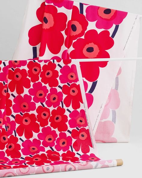 Maija Isola, Marimekko Fabric, Types Of Curtains, How To Make Curtains, Cotton Linen Fabric, Extra Fabric, Fabric Online, Floral Patterns, Helsinki