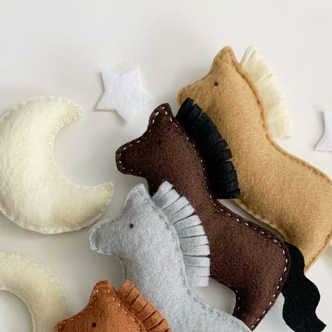 Gisele • Baby Mobiles & Decor on Instagram: "Many little horses being made this week 🐴🧡" Horse Mobile, Baby Mobiles, Baby Mobile, Horses, On Instagram, Instagram