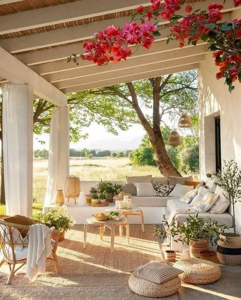 Rustic Patio, Design Exterior, Dream House Exterior, Style At Home, Outdoor Rooms, Backyard Decor, Patio Design, Dream Home Design, Home Fashion