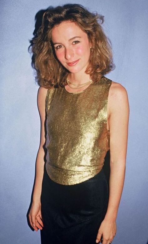 Jennifer Grey Young, Jennifer Grey 80s, Jennifer Gray, Joel Grey, Short Permed Hair, Jennifer Grey, Celebrity Plastic Surgery, Fashion Idol, Woman Movie