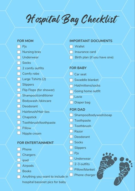 A printable hospital bag packing checklist that is a great tool for soon-to-be-moms! Would make a cute shower gift. Pregnancy Hospital Bag Checklist, Birth Hospital Bag, Baby Checklist Newborn, Baby Hospital Bag Checklist, Hospital Bag For Mom To Be, Pregnancy Hospital Bag, Baby Hospital Bag, Planning Pregnancy, Hospital Bag Checklist