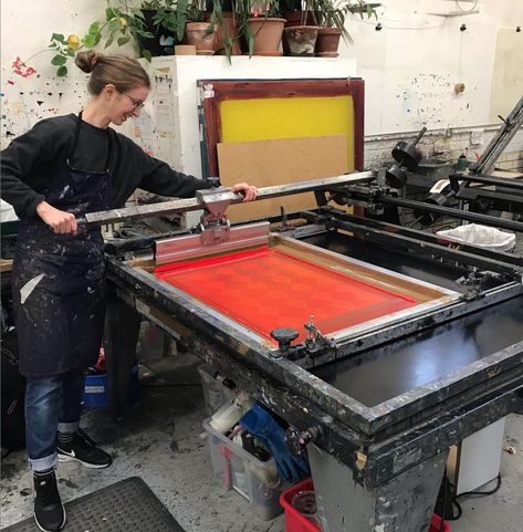 Screen Printing Room, Screen Printing Table, Eco Dyeing Fabric, Printmaking Studio, Rotary Screen Printing, Screen Printing Press, Diy Screen Printing, Meet The Maker, Printing Practice