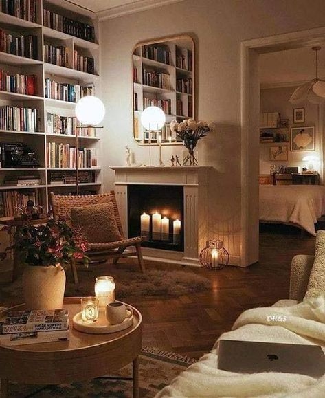 Small Boston Apartment, 90s Home, Design Del Prodotto, House Room, Apartment Inspiration, Home Library, Book Shelf, Dream House Decor, House Inspo