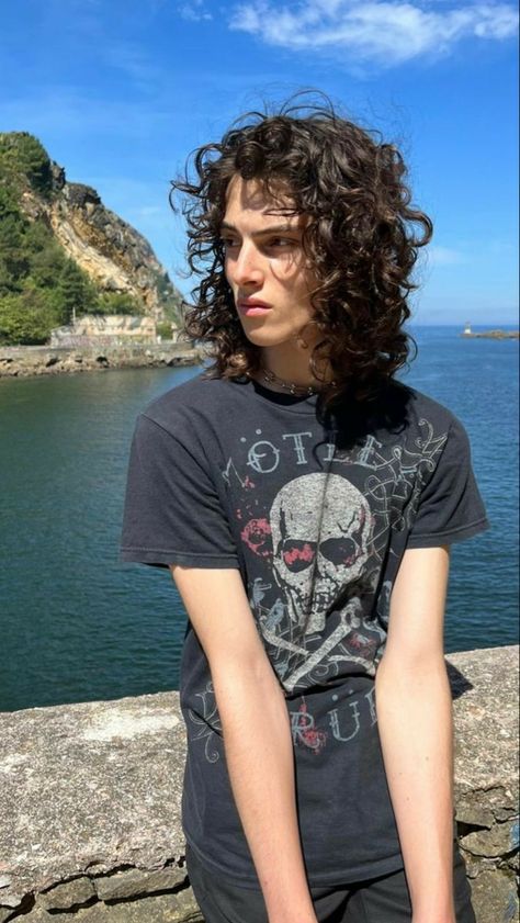 Metalhead Guy Curly Hair, Long Coily Hair Men, Guys With Long Hair Curly, Mens Long Curly Hair, Curly Long Hair Men, Louis Seriot, 80s Haircut, Hollow Cheeks, 80s Haircuts