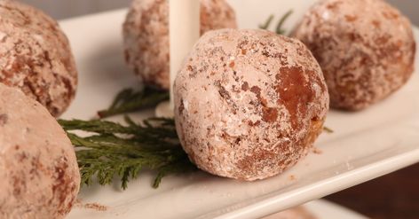 Holiday Peanut Butter Whiskey Balls Peanut Butter Whiskey Balls, New Dessert Recipes, Whiskey Balls, Cookie Balls Recipe, Peanut Butter Whiskey, Boozy Desserts, Cookie Ball, Peanut Butter Recipes, Snack Mix