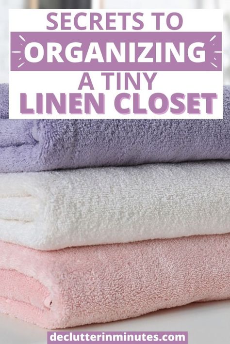 Tiny Linen Closet, Organize A Linen Closet, Closet In Bathroom, Organized Linen Closet, Linen Closet Shelves, Organize Bathroom, Closet Tips, Closet Organization Tips, Bathroom Organizing