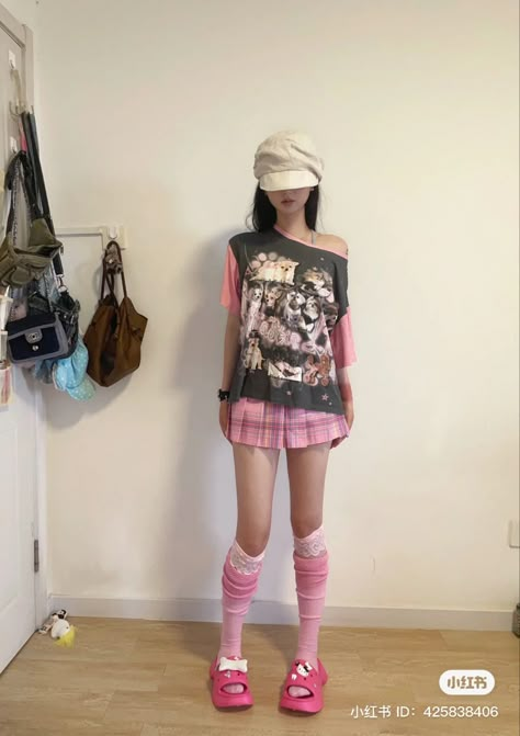 Lolfashiondump Outfits, Y2k Boyfriend, Y2k Rock, Weird Girl, Lit Outfits, Clothes Board, Coquette Y2k, Kawaii Fashion Outfits, Pink Fits