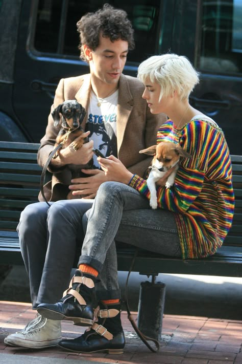 Agnes Deyn, Albert Hammond Jr, Albert Hammond, Agyness Deyn, Figure Reference, The Strokes, Looks Street Style, Grunge Hair, 인물 사진