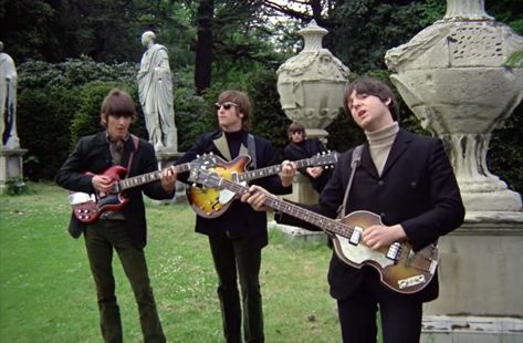 Beatles song Lennon and McCartney show their personality Chiswick House, Rain Video, Paperback Writer, Perfect Ten, Lennon And Mccartney, Music Making, Beatles Songs, Malcolm X, Classic Songs