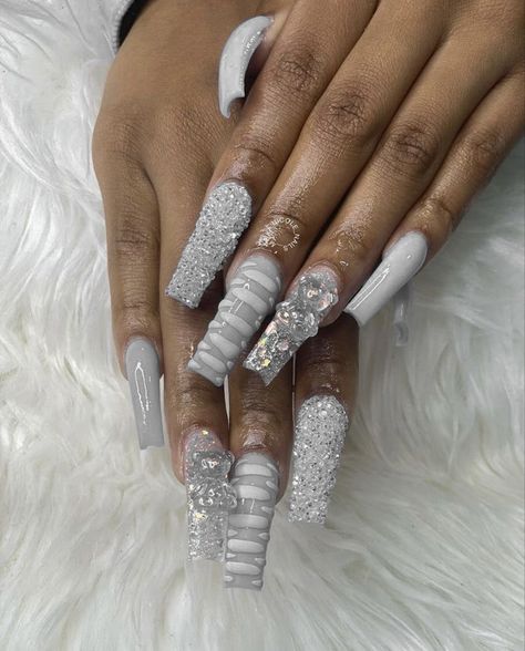 Grey Prom Nails, White Junk Nails, Chrome Heart Nails, White Short Nails, Grey Acrylic Nails, 17 Birthday, Junk Nails, Birthday Aesthetic, Special Nails