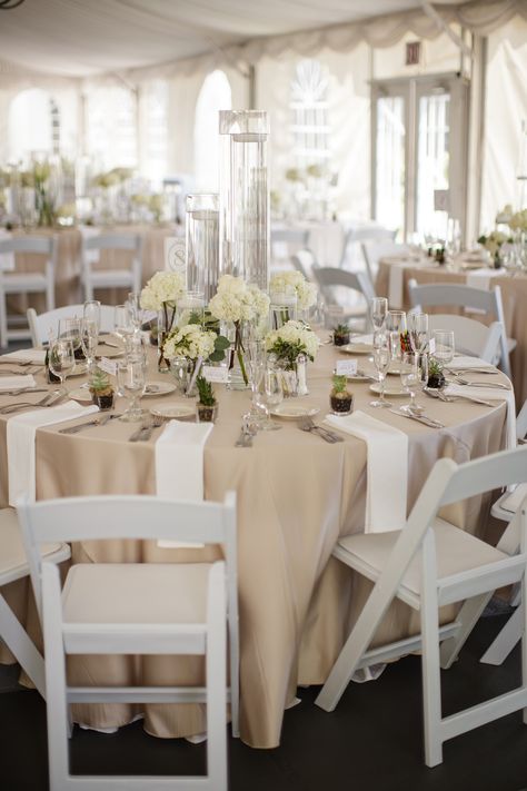 Champagne & white themed wedding reception Champagne Wedding Linens, Champagne Table Linens Wedding, Wedding Reception Linen Ideas, Champagne Wedding Themes, Wedding Reception Themes, Champagne Wedding Colors, Diy Wedding Reception, White Wedding Decorations, Light Pink Wedding