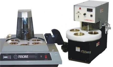 The Electric Button Maker Machine at tecre.com for those real serious button makers! Badge Maker Ideas, Button Machine, Cover Button Machine, Button Press Ideas, Button Maker Template, Button Maker Machine, Button Maker, Mens Gadgets, Artist Alley