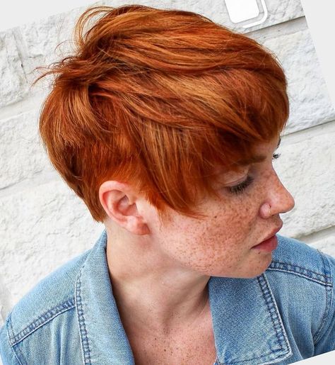 How many freckles do you see?? @ohmy_clementine On Katelyn??? #NothingButPixies 🛑🔥👈❤🔥👈 Short Copper Hair, Edgy Pixie Hairstyles, Red Pixie, Short Red Hair, Pixie Cut With Undercut, Pixie Bob Haircut, Hair Adviser, Home Clothing, Blonde Pixie Cuts