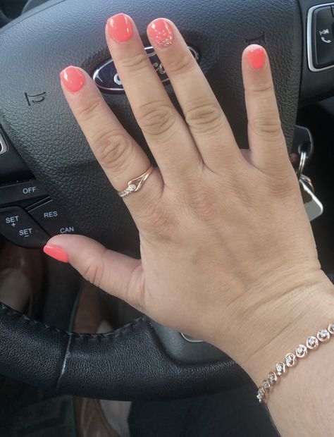 Short gel acrylic nails in coral reef  Pink coral glitter silver manicure Coral Nails With Glitter Ombre, Coral Nails Dnd, Dnd Coral Reef, Short Gel Acrylic Nails, Coral Wedding Nails, Coral Gel Nails Summer, Coral Dip Nails, Light Coral Nails, Short Coral Nails