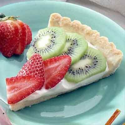 Strawberry & Kiwifruit Tart Recipe | Land O’Lakes Homemade Fruit Pizza, Kiwi Tart, Fruit Pizzas, Tart Dessert, Strawberry Kiwi, Land O Lakes, Fruit Pizza, Tart Recipe, Pie Tart