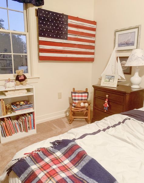 Vintage Americana Bedroom, Vintage Americana Room, Americana Room, Americana Bedroom, Patriotic Bedroom, Americana House, American Room, Country Bedroom Decor, Americana Aesthetic