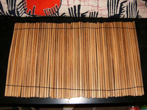 DIY chop sticks placemat Chopsticks Crafts, Bamboo Chopsticks, Bamboo Placemats, Diy Placemats, Tie The Knot Wedding, Bamboo Crafts, Got Wood, Crafty Gifts, Trash To Treasure