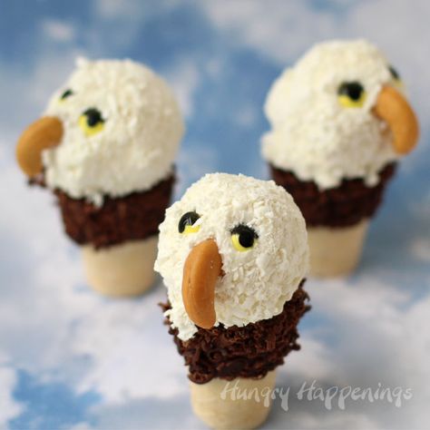 Mini Ice Cream Cone Eagles Eagle Birthday Party, Drink Ideas For Kids, Fun Kid Snacks, Fourth Of July Desserts, Summer Ice Cream Party, Cream Balloons, Ice Cream Balloons, Recycled Crafts For Kids, Sundae Cupcakes