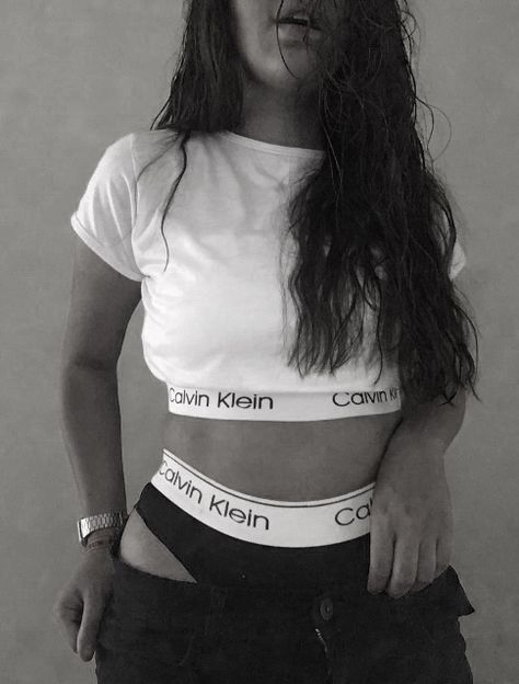 Calvin Klein Photoshoot Ideas, Calvin Klein Shoot, Calvin Klein Outfits, Instagram Layout, Body Motivation, Shooting Photo, Baddie Outfits, Pacsun, Women Girl