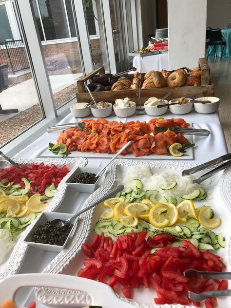 Bagel Station, Bday Brunch, Hamptons Party, Cream Cheese Butter, Breakfast Station, Lox And Bagels, Amazing Food Platters, Brunch Inspiration