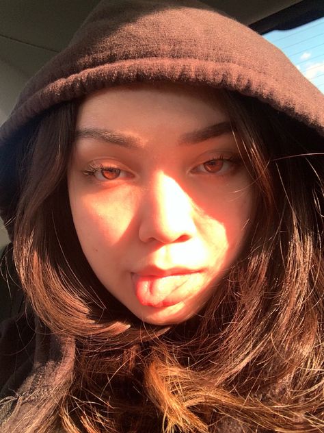 Amber Eyes In The Sun, Brown Eyes In The Sun Aesthetic, Universe In Eyes, Russet Brown Eyes, Dark Amber Eyes, Brown Eyes In The Sun, Sunset Eyes, Eye Color Chart, Eyes Aesthetic