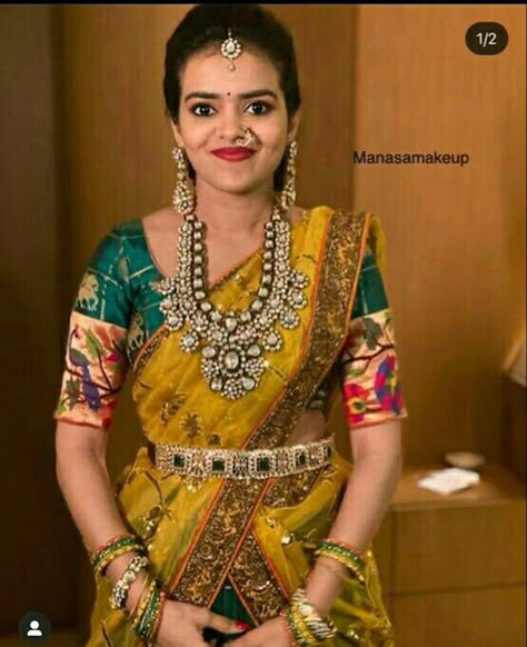 Kanchipuram Saree Wedding, Vaddanam Designs, Beautiful Bridal Jewelry, Gold Jewelry Outfits, Celebrity Jewelry, Telugu Brides, Half Saree Designs, Hip Belt, Saree Blouse Designs Latest