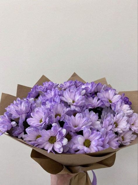 Purple Flower Bouquet, Purple Flowers Wallpaper, Flower Bouquet Diy, Purple Bouquet, Boquette Flowers, Flowers Bouquet Gift, Nothing But Flowers, Flower Therapy, Beautiful Bouquet Of Flowers