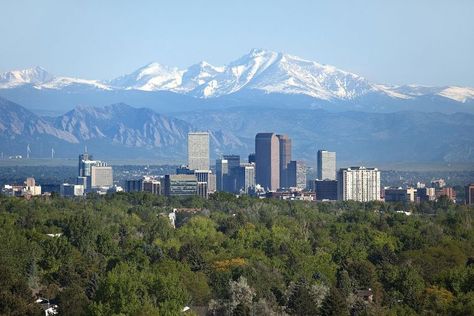 Travel Black Book: History, green chilli sauce and nature in Colorado, Travel  ||  Destination: Denver, Colorado. Denver is the cultural and economic centre of Colorado, and the Front Range is a mountain range of the Southern Rocky Mountains of North America. In the summer, there are outdoor festivals downtown almost every weekend. The Denver metropolitan area is one of few in the country - if not the http://www.straitstimes.com/lifestyle/travel/history-green-chilli-sauce-and-nature-in-colorado Denver Mountains, Denver Skyline, Mountain Summer, Mile High City, Denver City, Visit Colorado, Skyline Silhouette, Office Art, City Travel